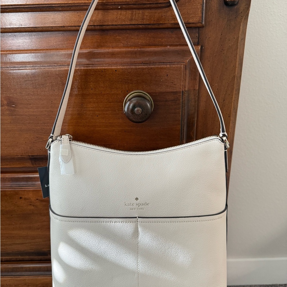 Kate Spade White Leather Shoulder Bag with Flap Closure